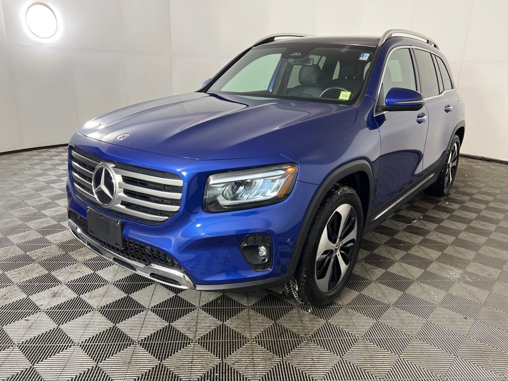Certified 2025 Mercedes-Benz GLB 250 4MATIC image 43