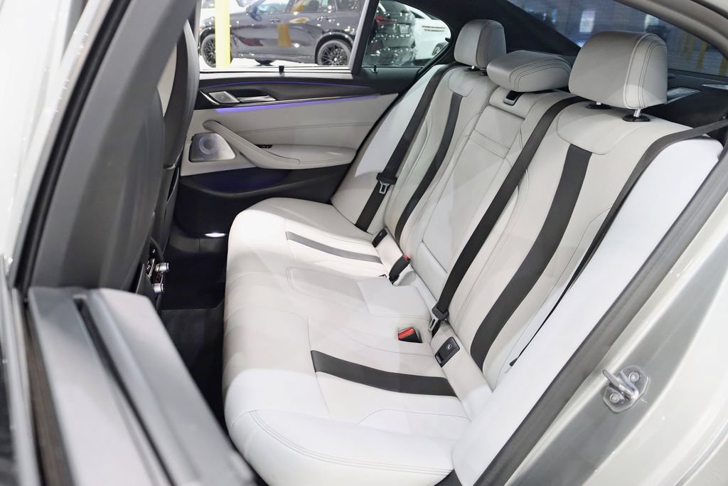 Used 2019 BMW M5 w/ Executive Package AWD/4WD image 35