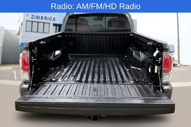 Used 2020 Toyota Tacoma TRD Off-Road w/ Technology Package AWD/4WD image 10