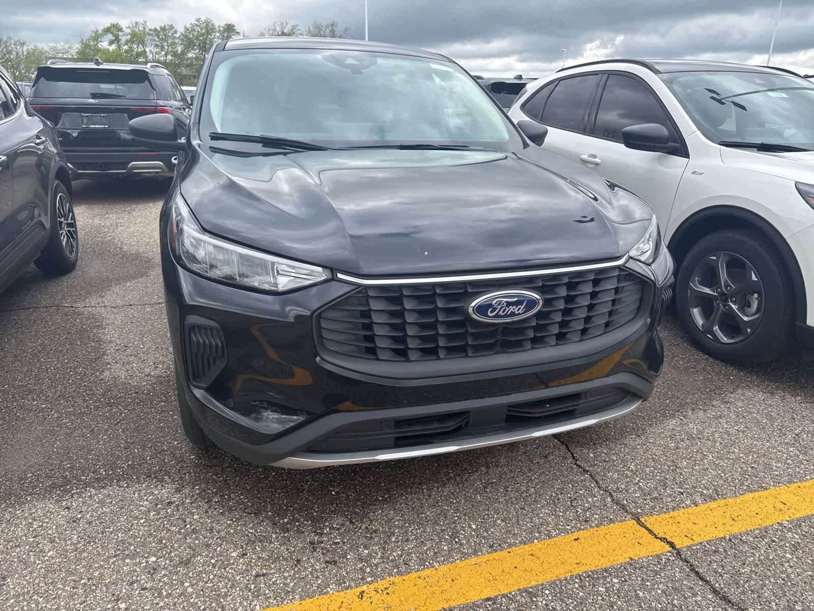 New 2026 Ford Escape Active w/ Tech Pack #1 AWD/4WD image 4