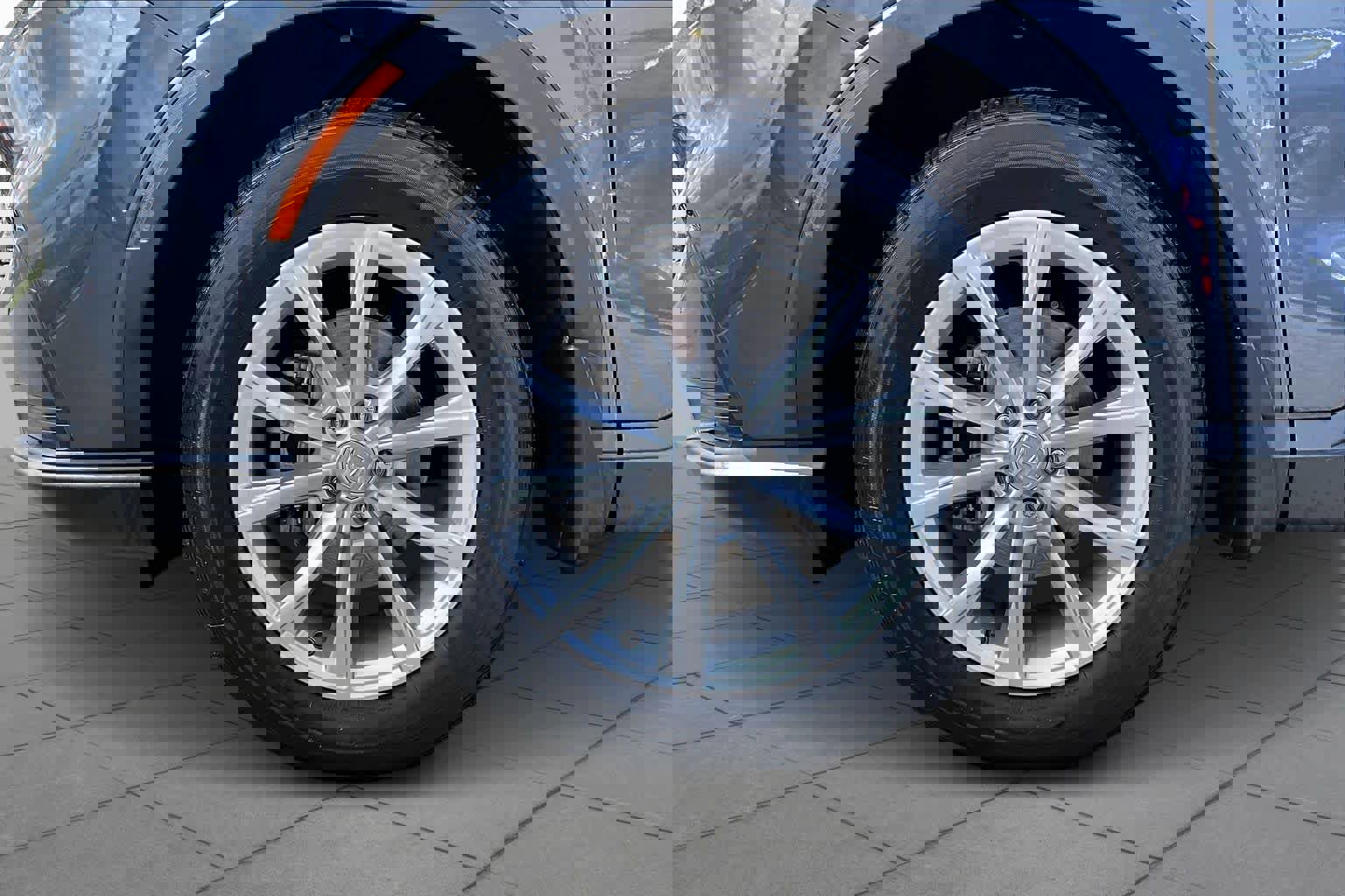 Used 2024 Honda CR-V EX image 11