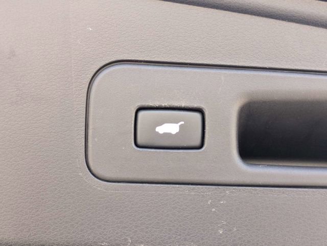 Used 2020 Acura MDX FWD image 14