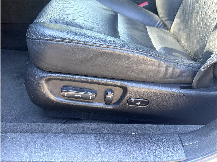 Used 2005 Acura RL AWD/4WD image 12