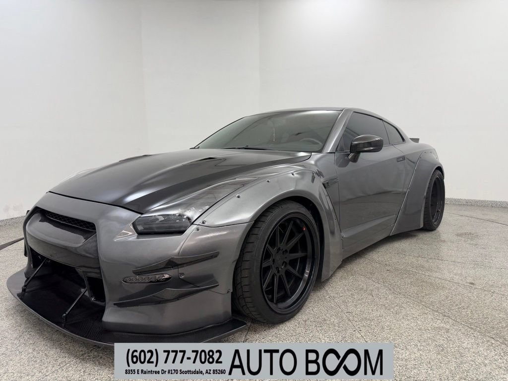Used 2015 Nissan GT-R Black Edition AWD/4WD video 1