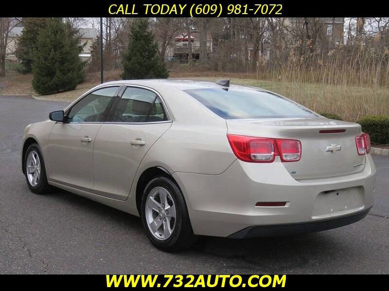 Used 2015 Chevrolet Malibu LS FWD image 10