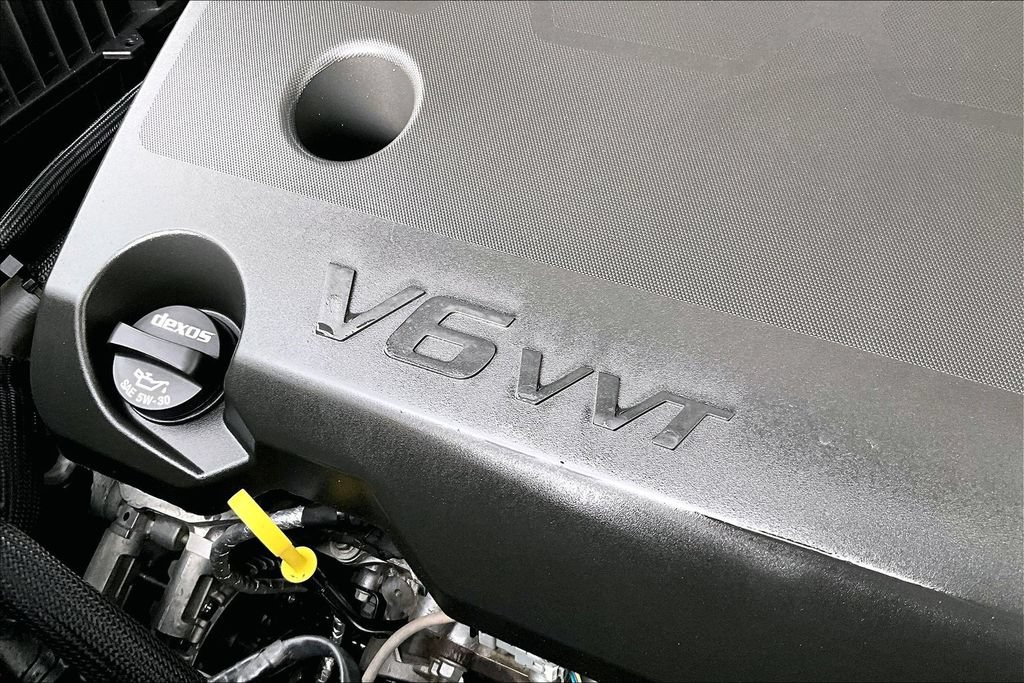 Used 2023 Chevrolet Traverse LT w/ LT Premium Package FWD image 41