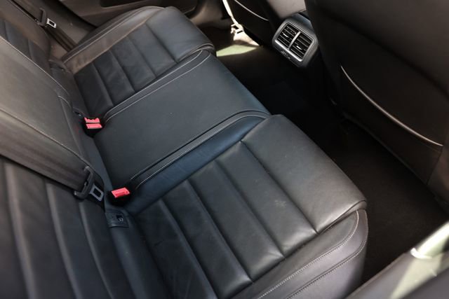 Used 2015 Volkswagen Golf R 4-Door AWD/4WD image 15