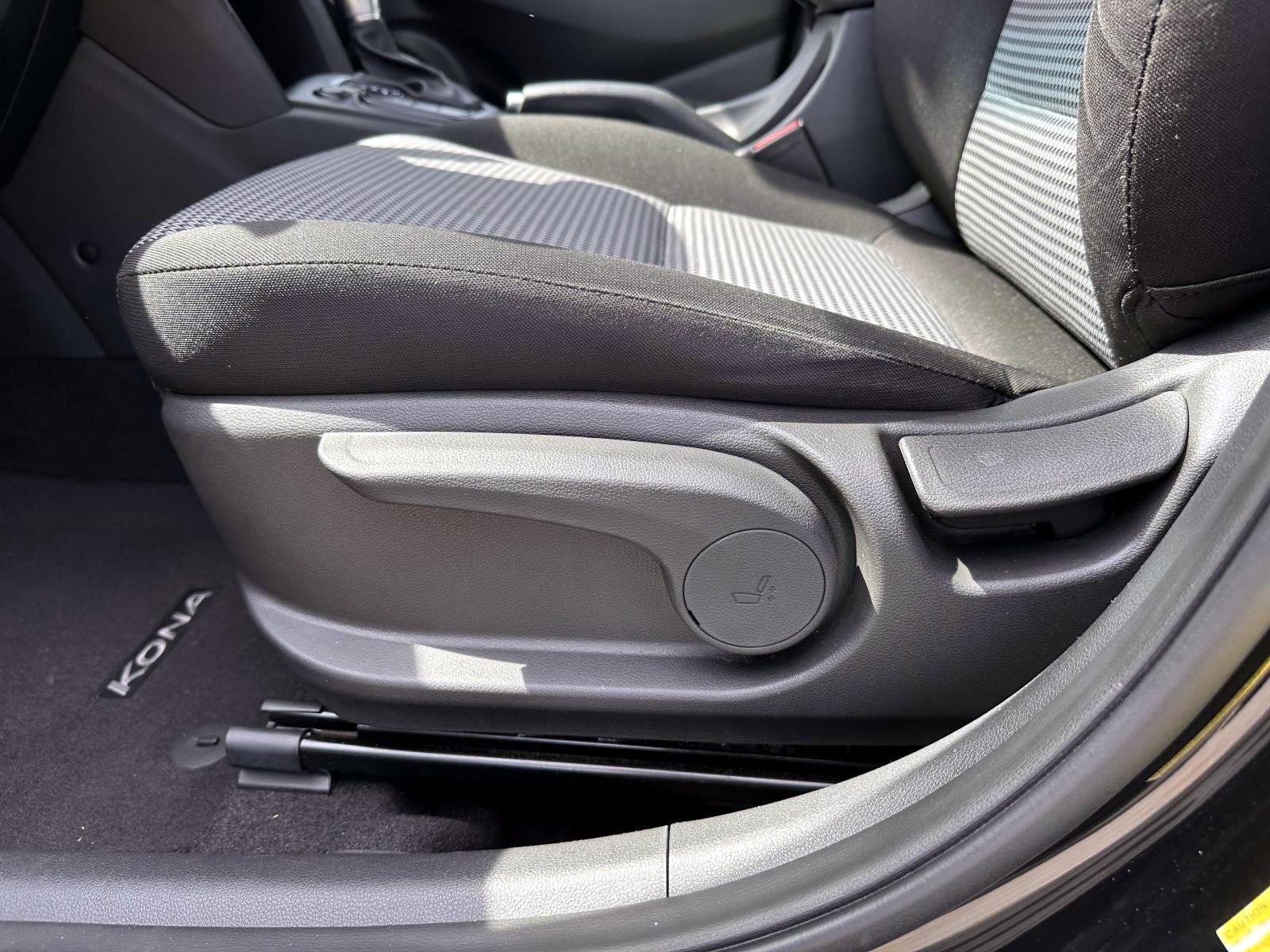 Used 2019 Hyundai Kona SEL AWD/4WD image 10