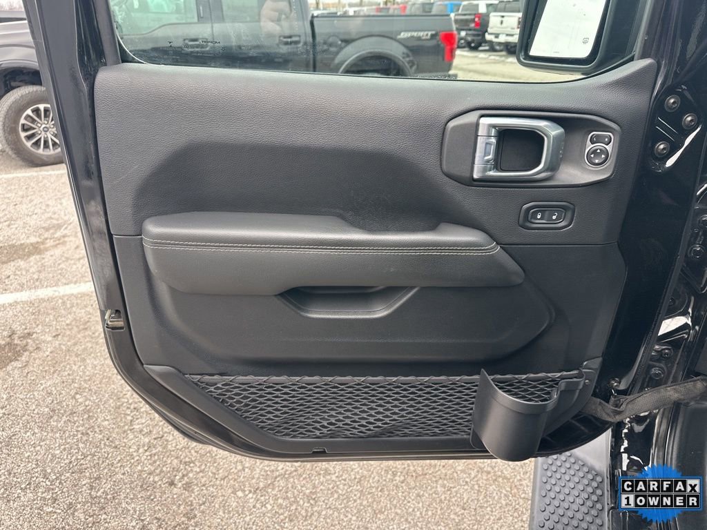 Used 2021 Jeep Wrangler Unlimited Sahara AWD/4WD image 54