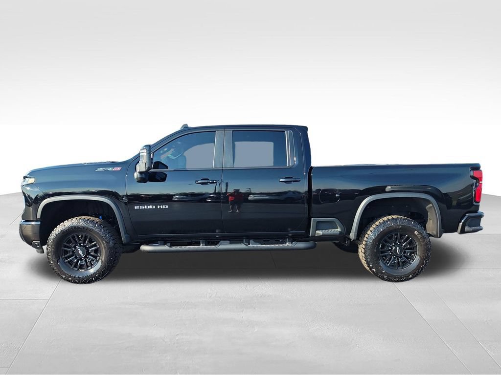 Used 2025 Chevrolet Silverado 2500 ZR2 AWD/4WD image 2