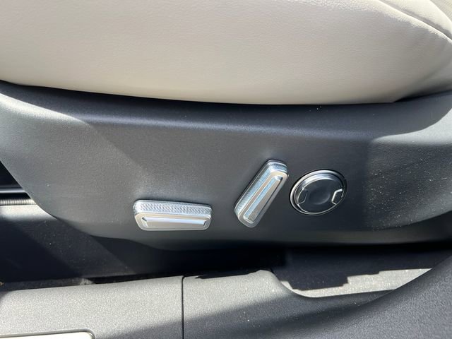 New 2026 Lincoln Nautilus Reserve w/ Jet Appearance Package image 11