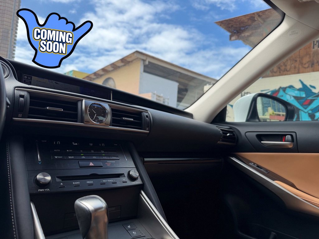Used 2017 Lexus IS 200t RWD image 20