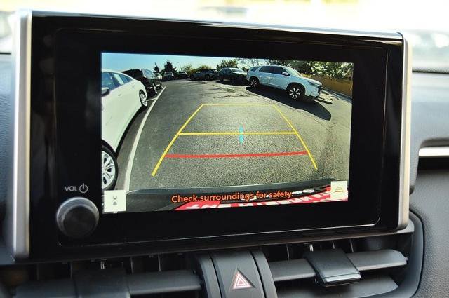 Used 2025 Toyota RAV4 XLE image 13