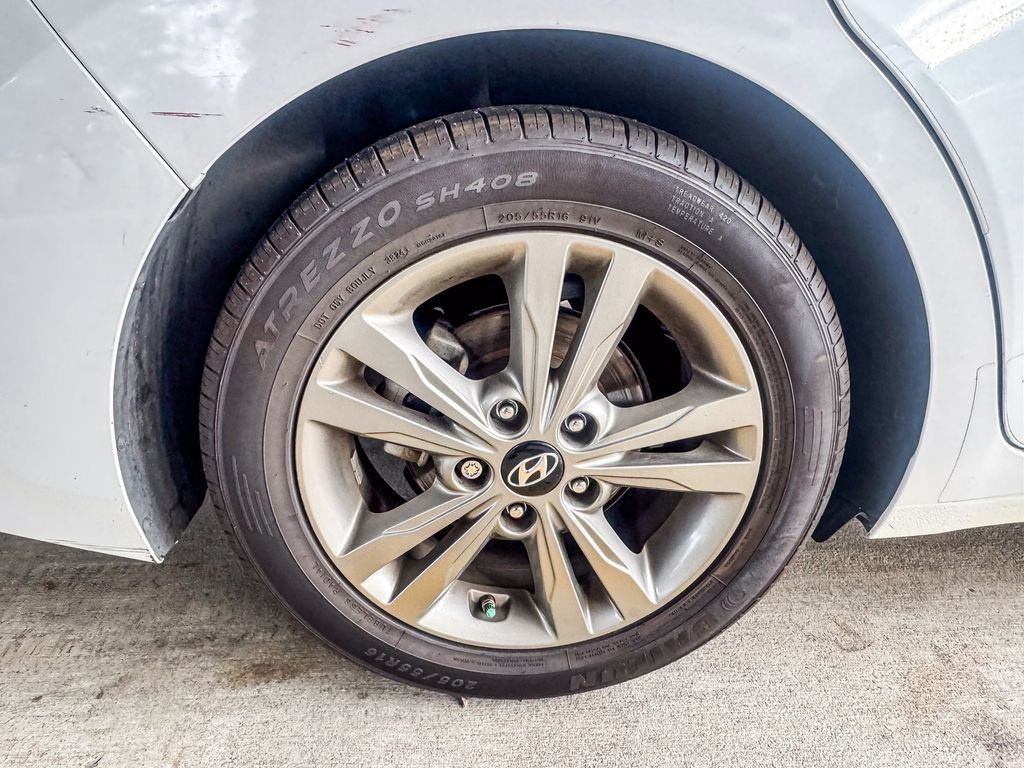 Used 2018 Hyundai Elantra Value Edition image 9