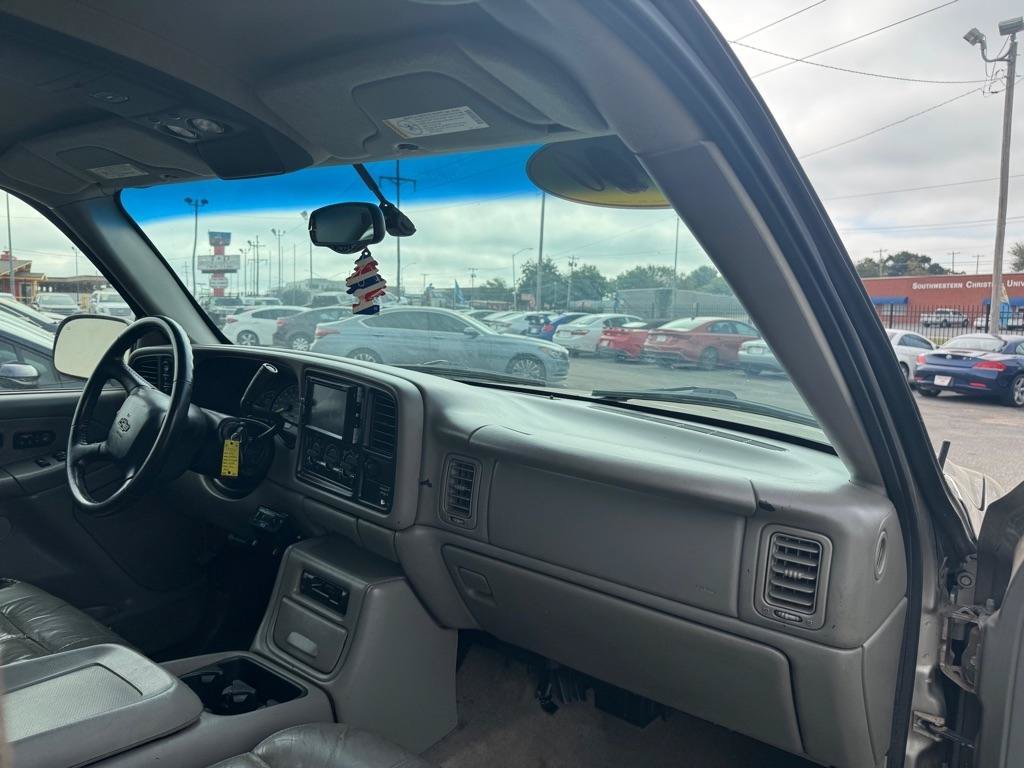 Used 2000 Chevrolet Silverado 1500 LT AWD/4WD image 5