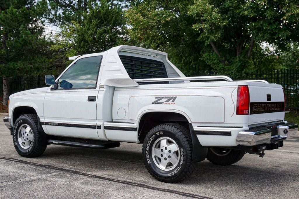 Used 1992 Chevrolet Silverado 1500 4x4 Regular Cab image 24