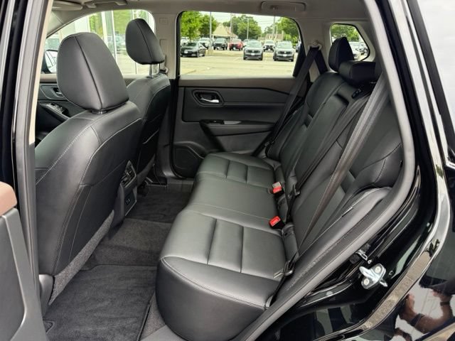 Used 2023 Nissan Rogue SL AWD/4WD image 23