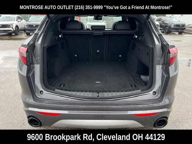 Used 2023 Alfa Romeo Stelvio Ti w/ Active Assist Plus Package image 37