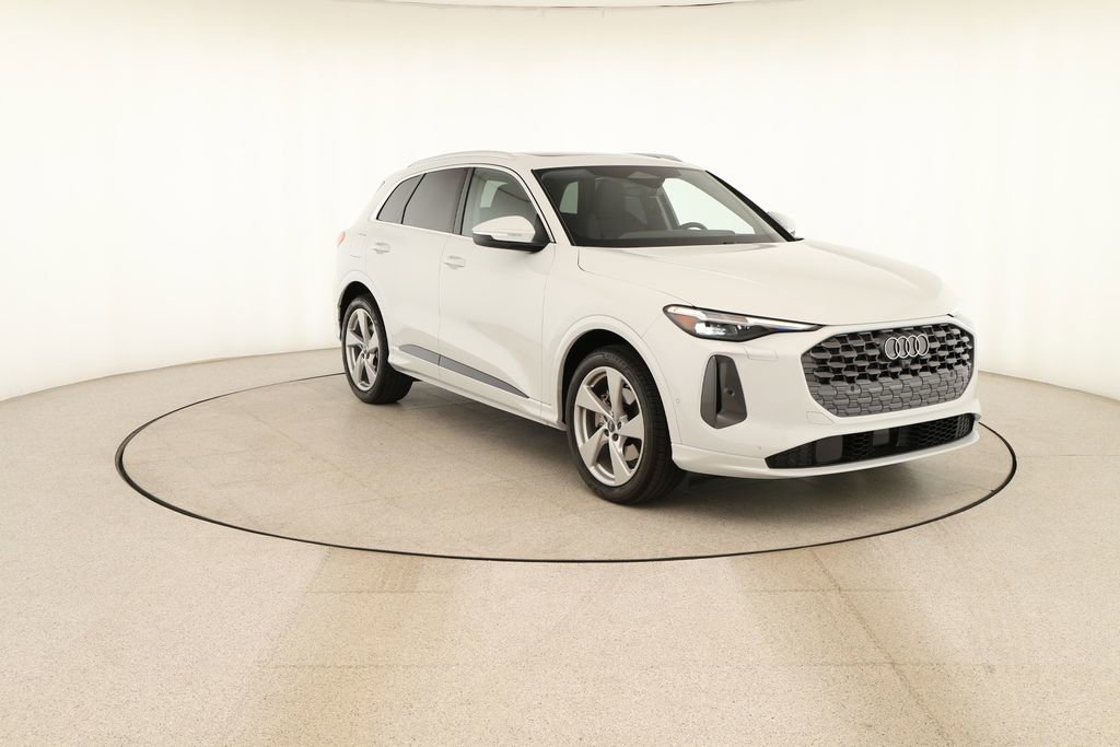 Certified 2025 Audi Q5 Prestige AWD/4WD image 10