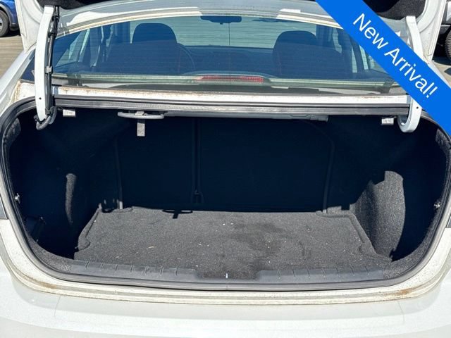 Used 2020 Hyundai Elantra Value Edition w/ Cargo Package (C1) FWD image 9