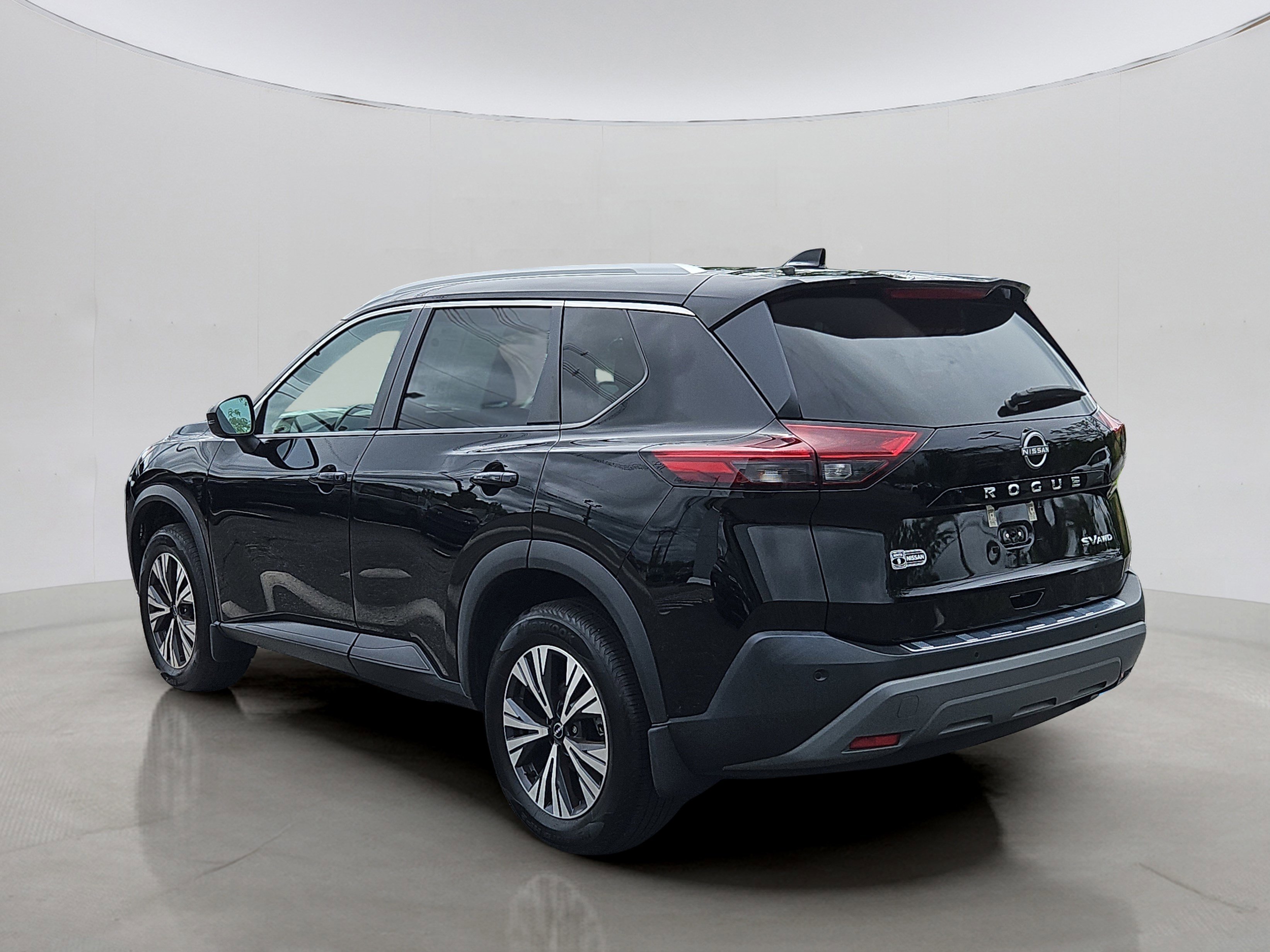 Used 2022 Nissan Rogue SV w/ SV Premium Package image 31