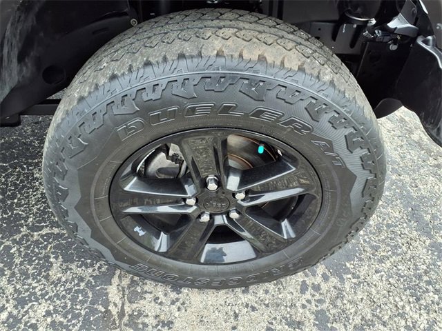 Used 2021 Jeep Wrangler Unlimited Sahara image 32