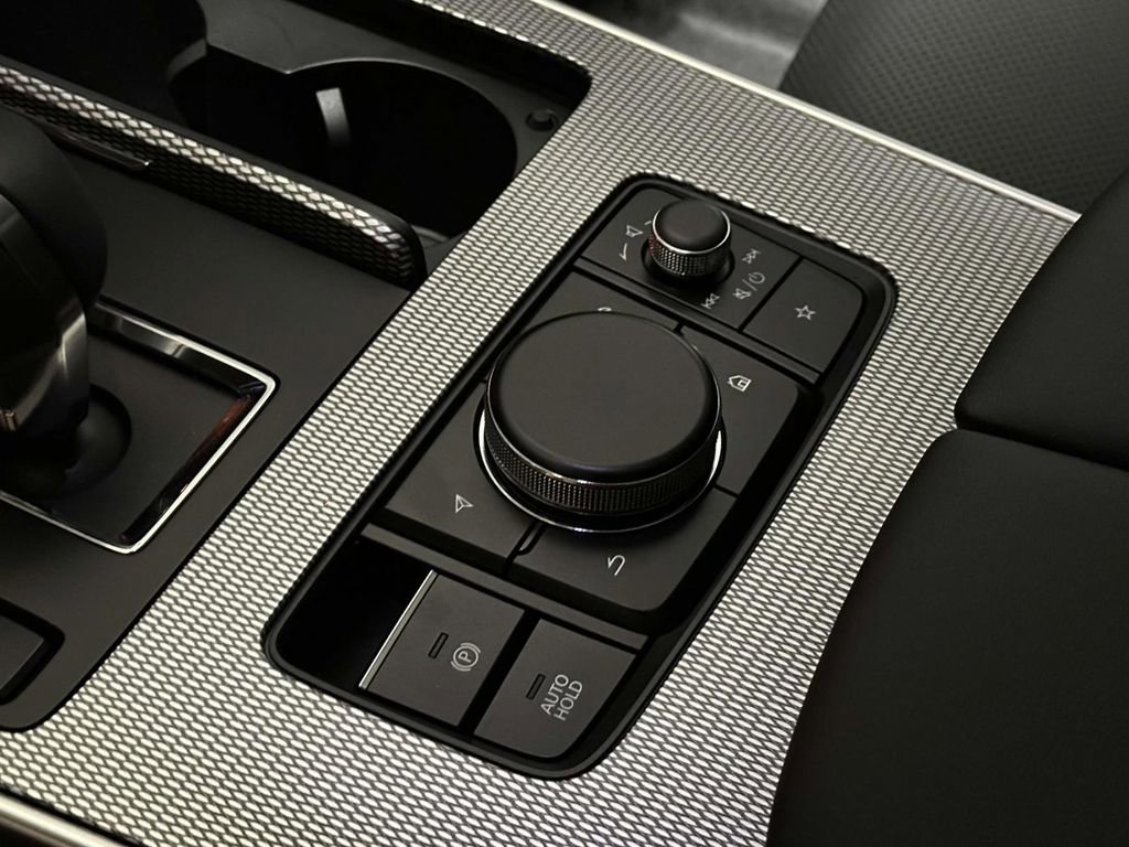 Certified 2025 MAZDA CX-90 Plug-In Hybrid w/Premium Sport image 8