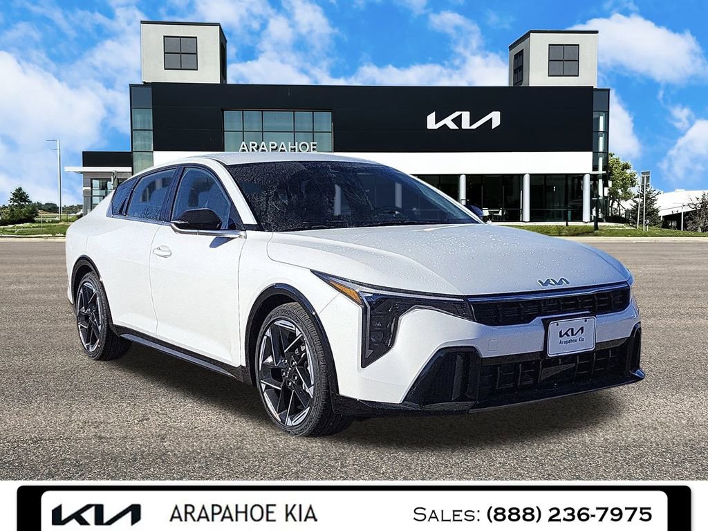 New 2025 Kia K4 GT-Line image 2