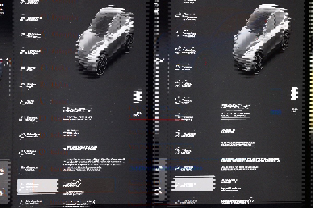 Used 2023 Tesla Model Y Performance image 21