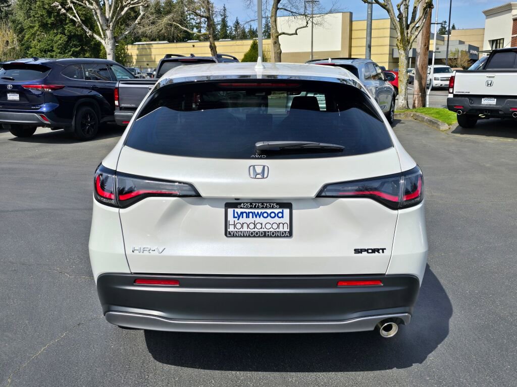Certified 2025 Honda HR-V Sport image 14