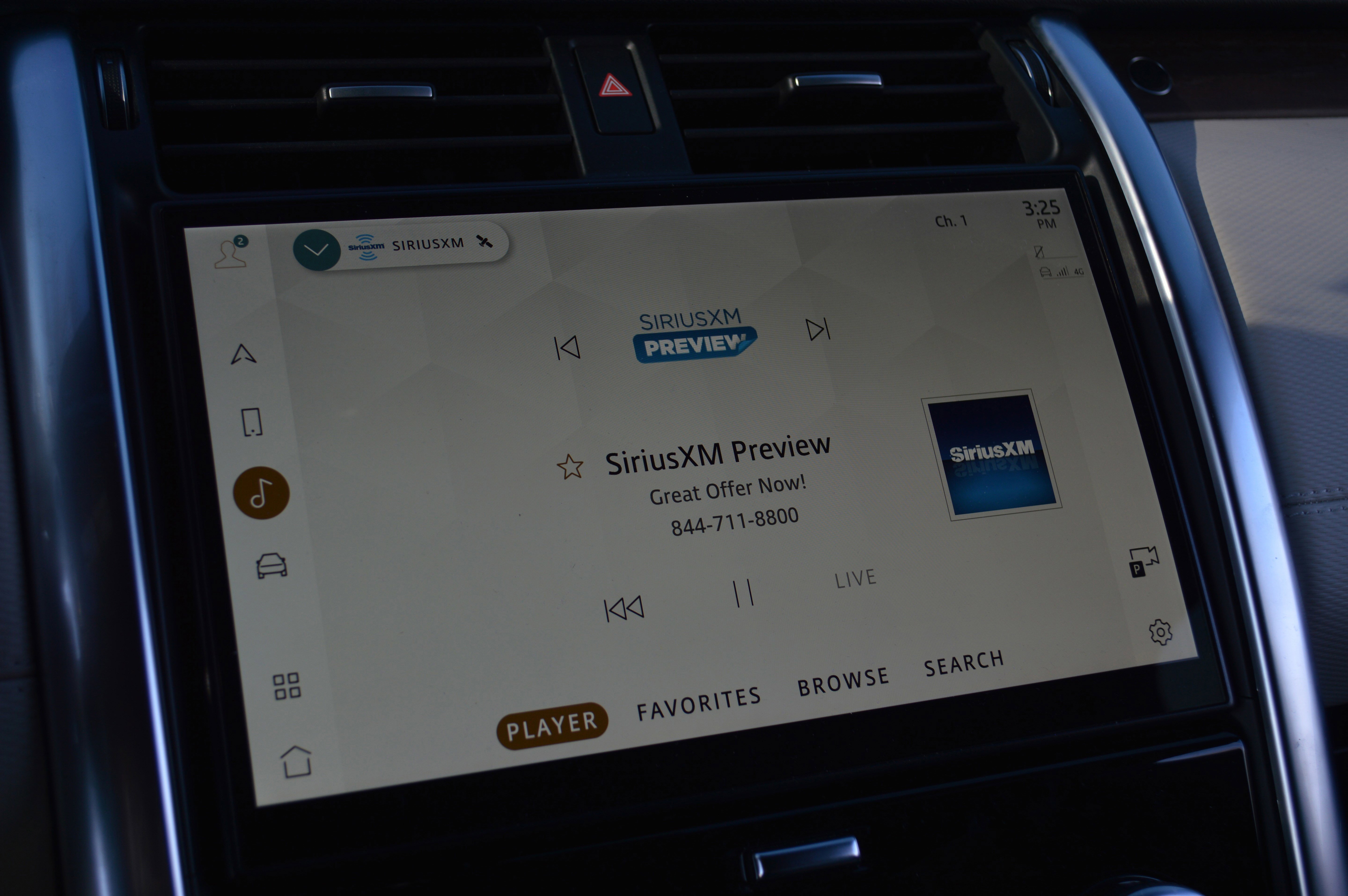 Used 2021 Land Rover Discovery HSE R-Dynamic image 16