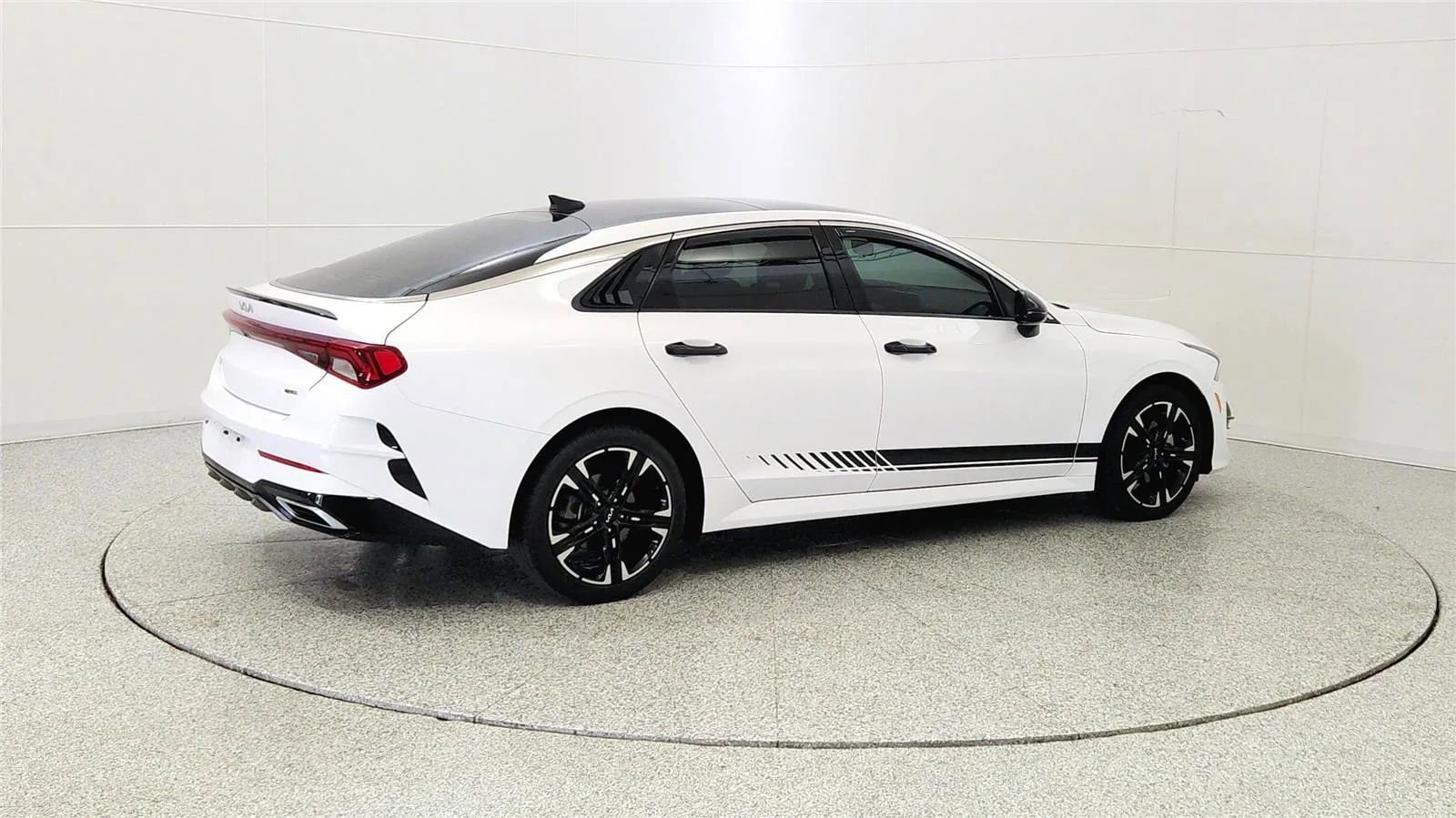 Used 2023 Kia K5 GT-Line FWD image 7