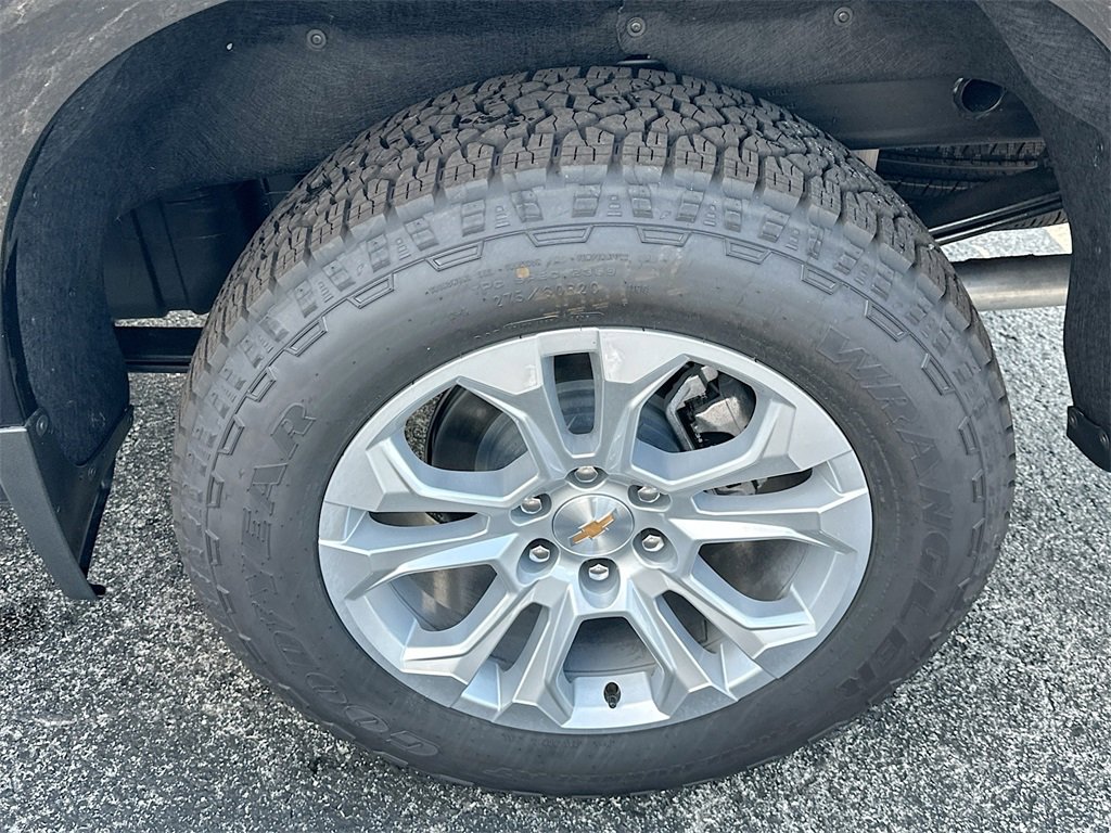 New 2025 Chevrolet Silverado 1500 LTZ w/ Technology Package image 20