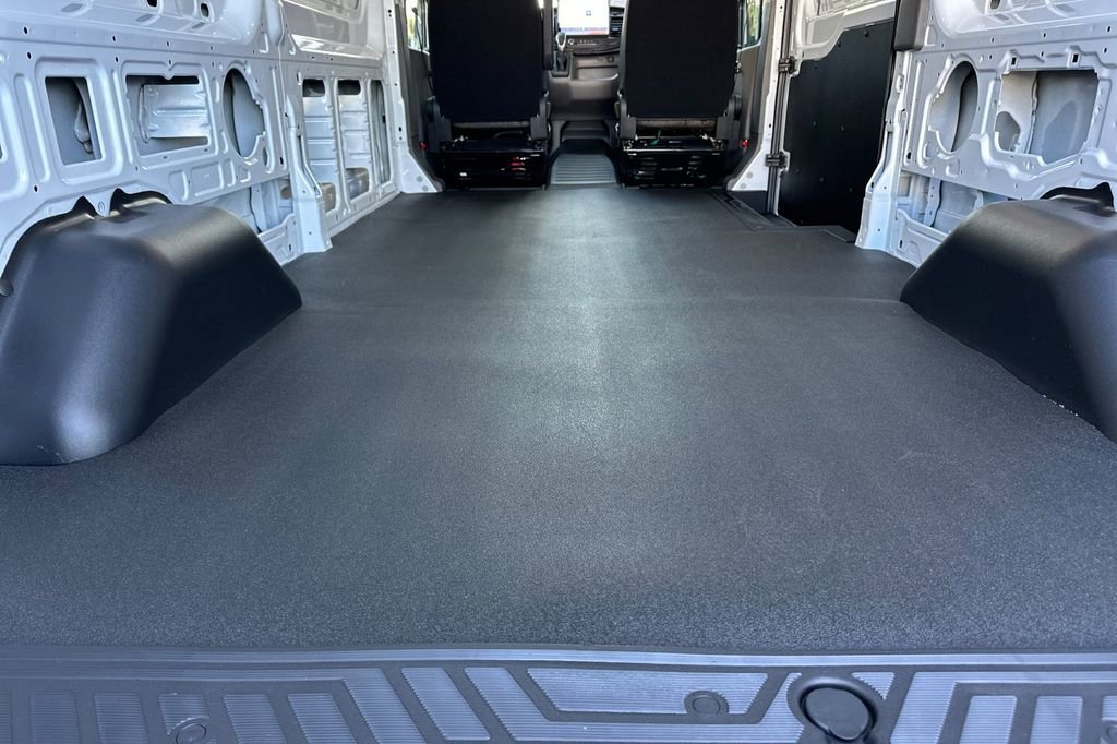 New 2026 Ford Transit 250 148 Medium Roof image 12