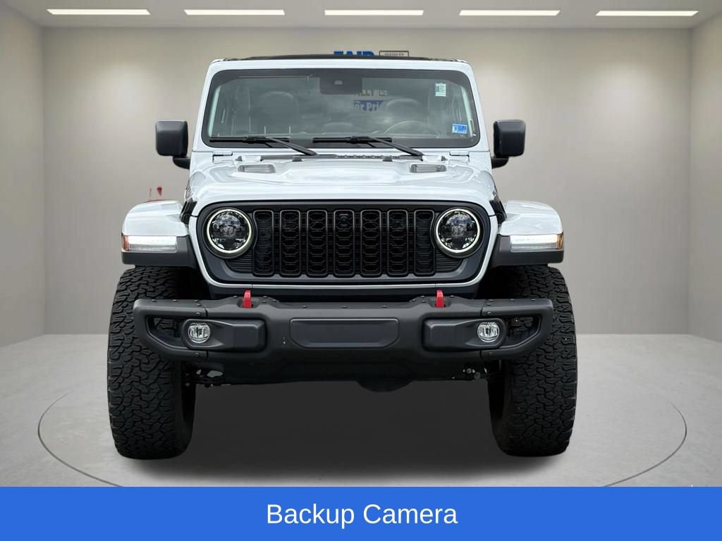 Certified 2025 Jeep Wrangler Unlimited Rubicon AWD/4WD image 3