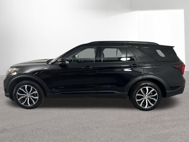 Used 2025 Ford Explorer ST-Line image 28