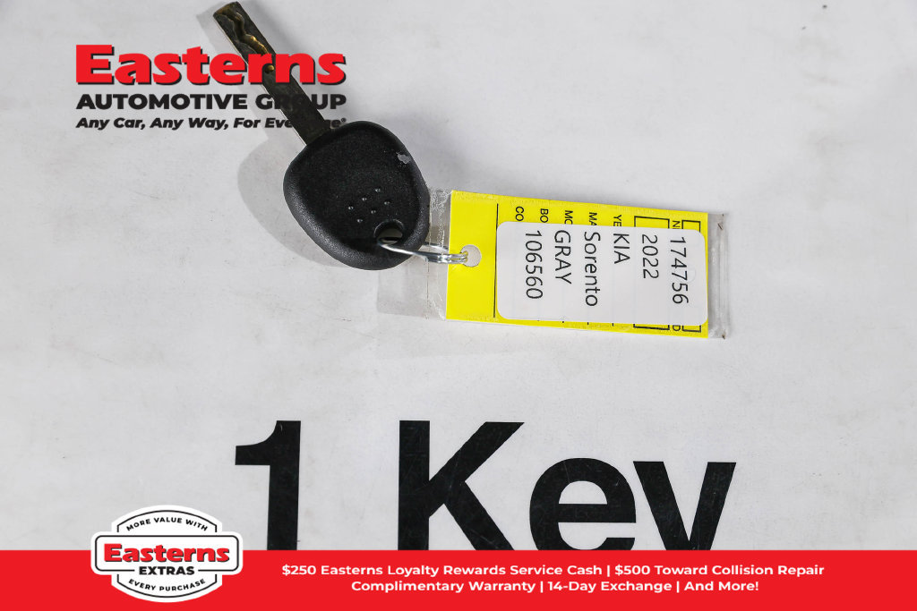 Used 2022 Kia Sorento LX AWD/4WD image 24