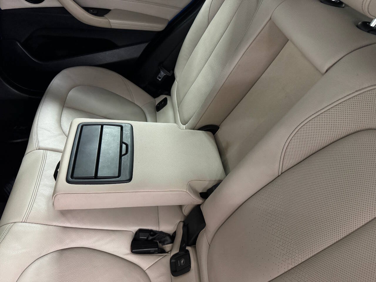 Used 2021 BMW X1 sDrive28i w/ M Sport Package FWD image 23