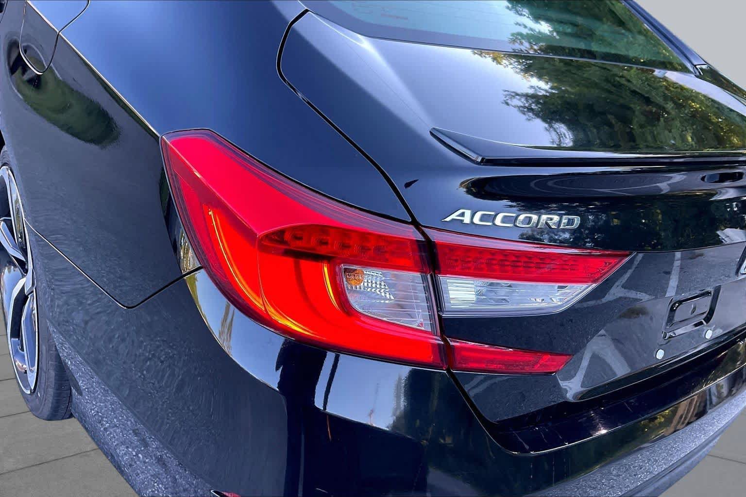 Used 2020 Honda Accord Sport image 25