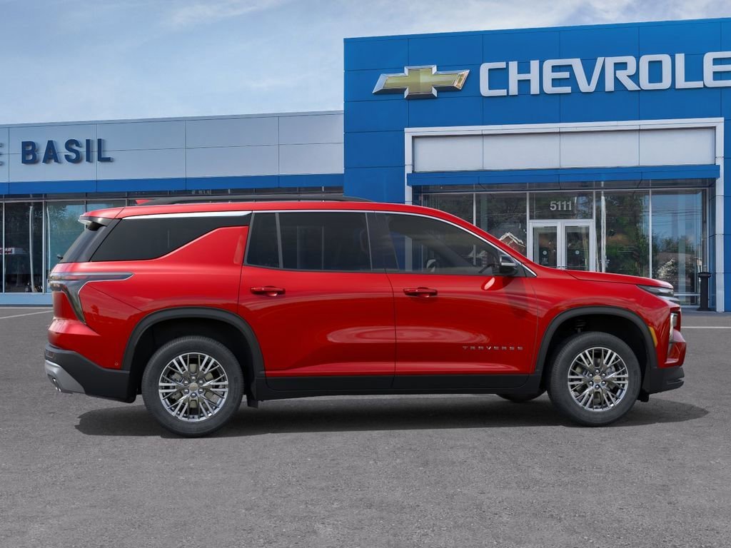 New 2026 Chevrolet Traverse LT w/ LPO, Floor Liner Package AWD/4WD image 5