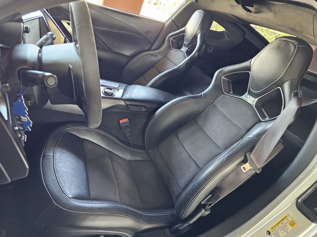 Used 2015 Chevrolet Corvette w/ Z51 Performance Package w/ 3LT Preferred Equipment Group image 24