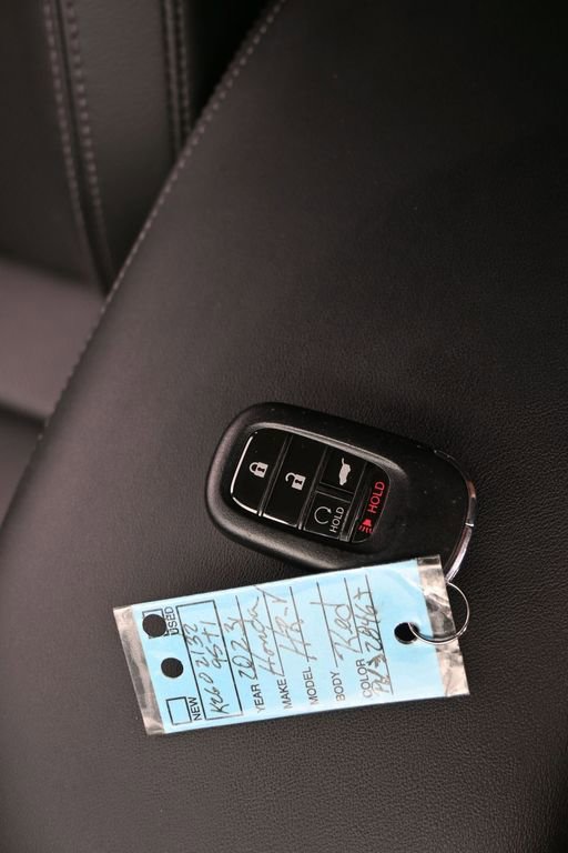 Used 2023 Honda HR-V EX-L image 20