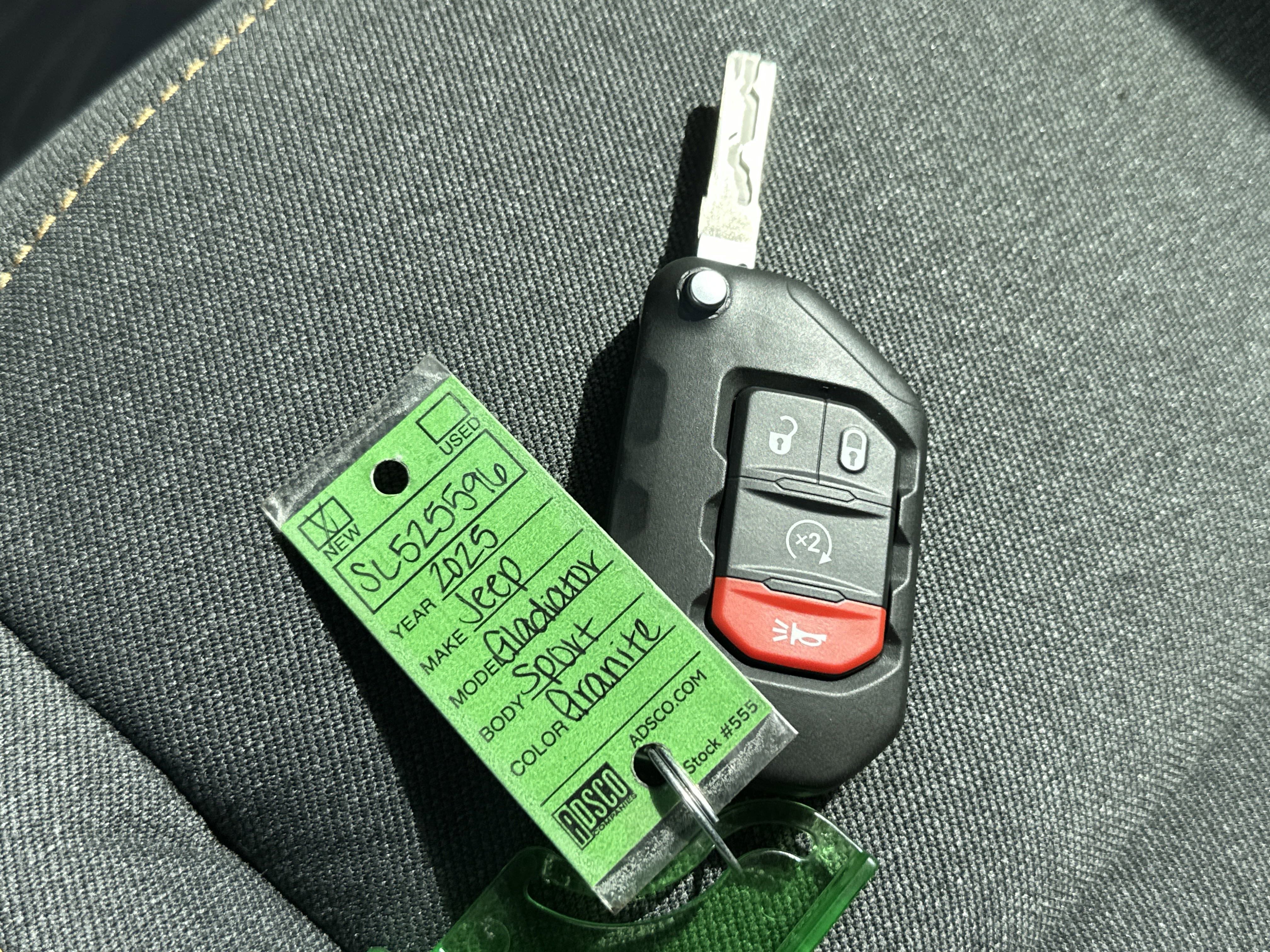 New 2025 Jeep Gladiator Sport image 3