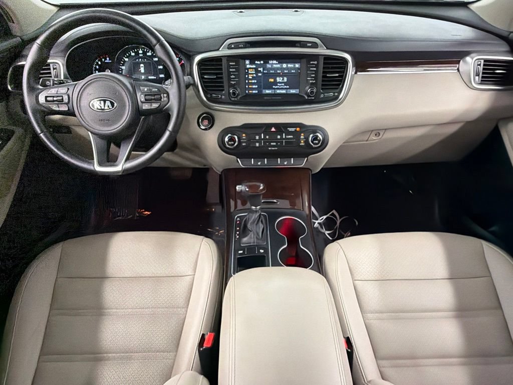 Used 2017 Kia Sorento EX w/ EX V6 Premium Package FWD image 38