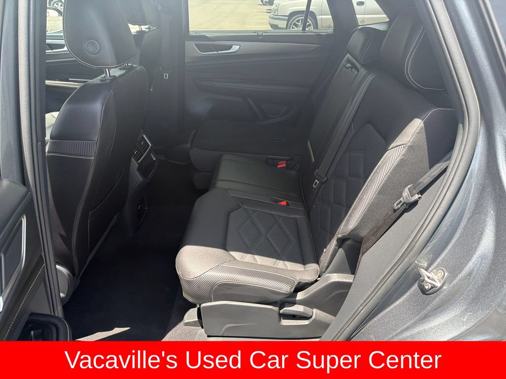 Used 2025 Volkswagen Atlas Cross Sport SE FWD image 24