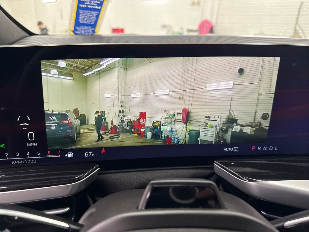 Used 2025 Cadillac Escalade Sport w/ Touring Package image 24