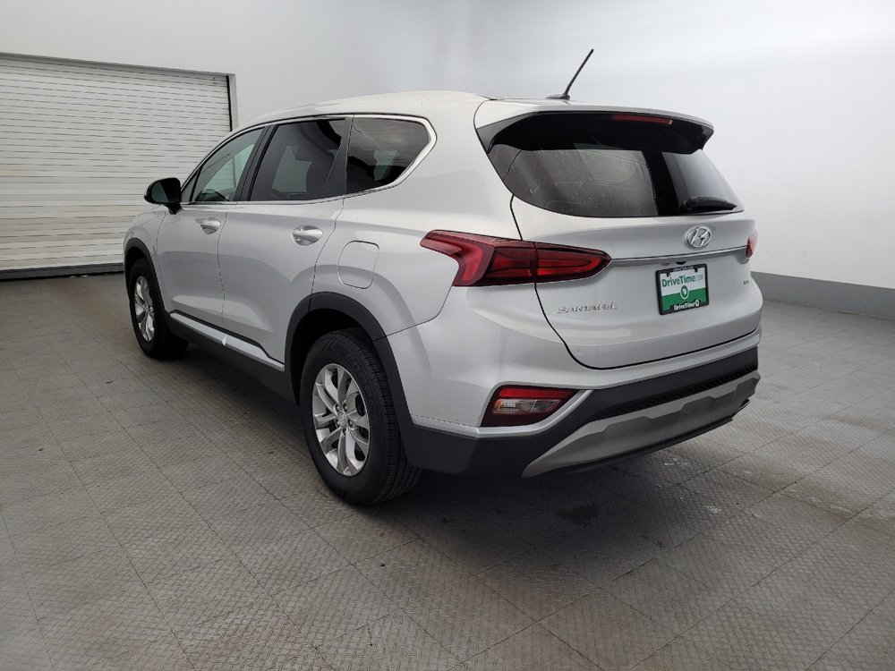 Used 2019 Hyundai Santa Fe SE image 5