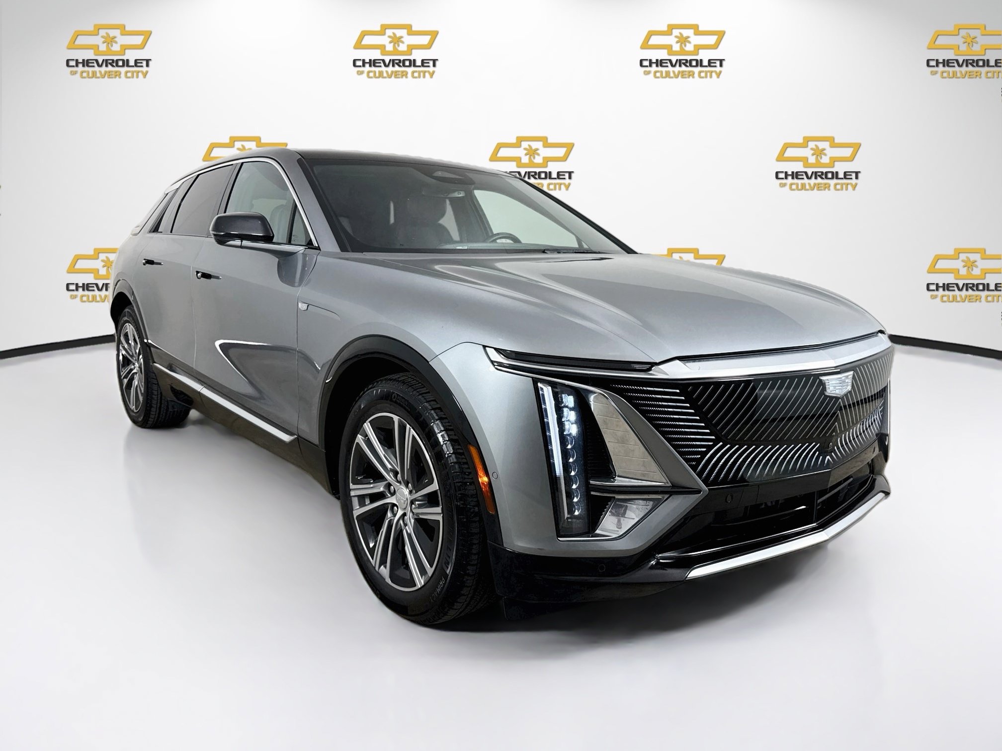 Used 2024 Cadillac Lyriq Luxury RWD image 1