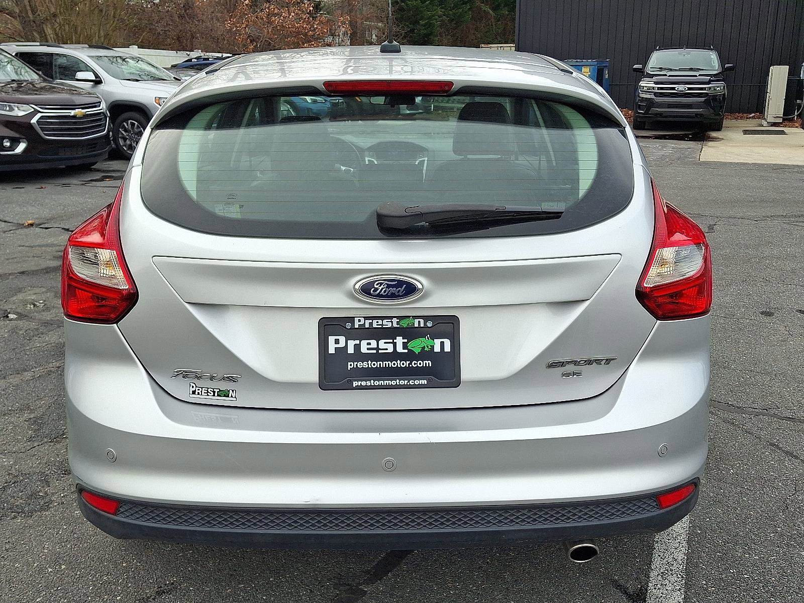 Used 2014 Ford Focus SE w/ Equipment Group 201A image 5