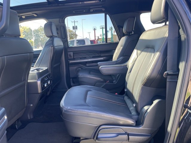 Used 2022 Ford Expedition Max Platinum image 10